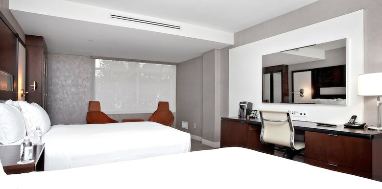 Hotel J House Greenwich