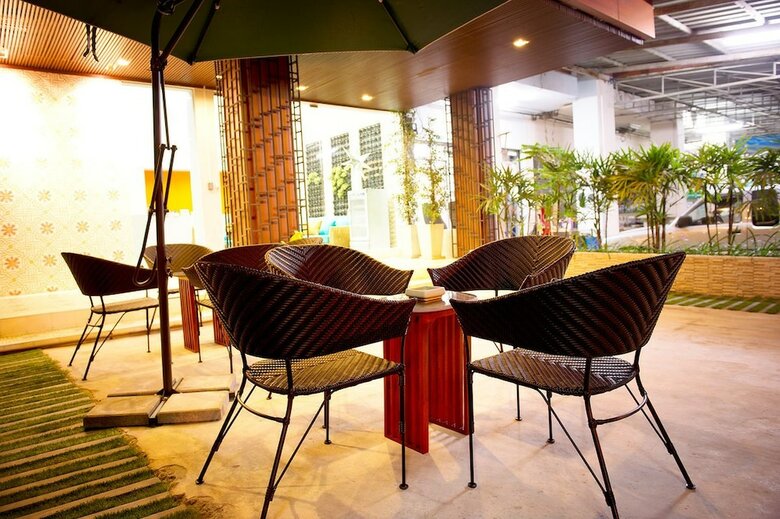 Hotel Bang Pa-in Place