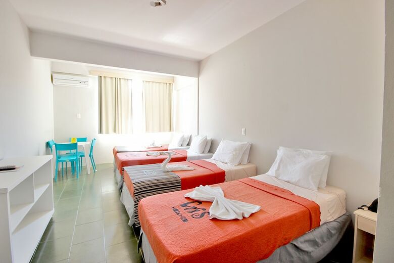 Cris Hotel