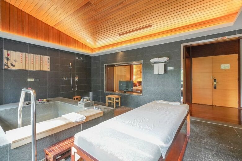 Apartamento Phoenix Hotspring Resort