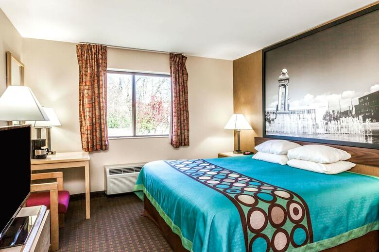 Hotel Super 8 By Wyndham Liverpool/clay/syracuse Area