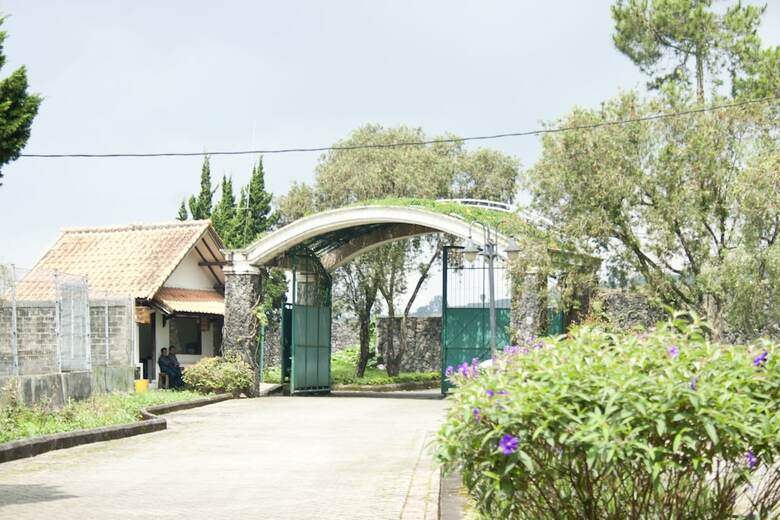 Hotel Berlian Resort