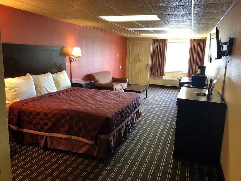 Motel Executive Inn & Suites