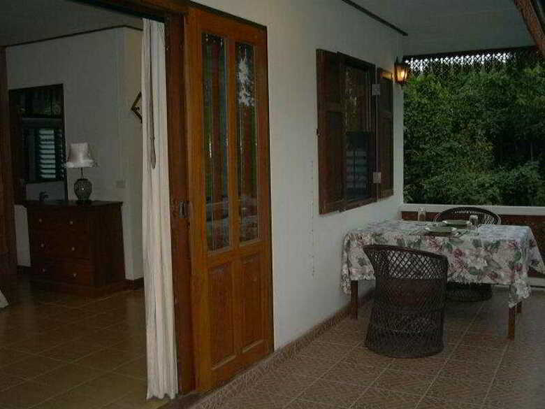 Hotel Ruen Thai Rim Haad Rayong