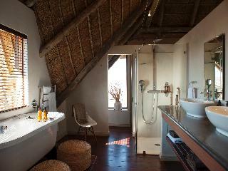 Tutwa Desert Lodge