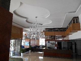 Parador Beach Hotel