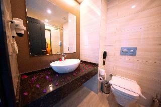 Sey Beach Hotel & Spa