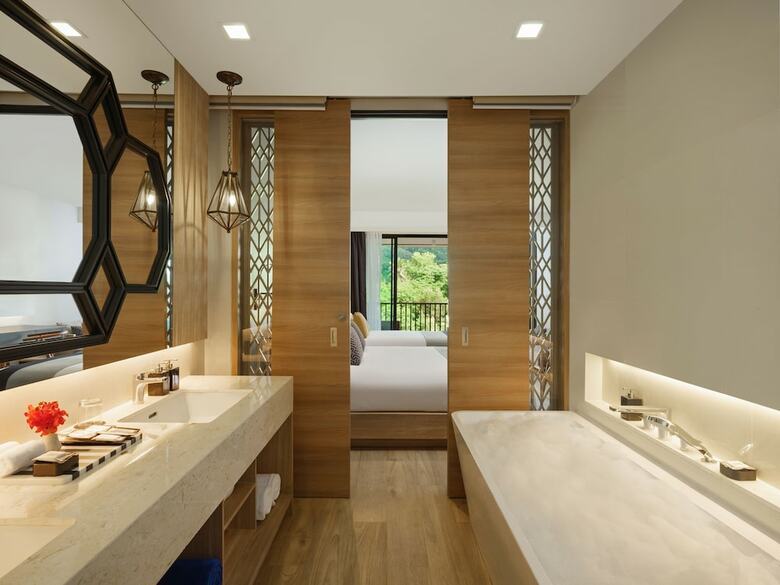 Hotel Avista Grande Phuket Karon - Mgallery