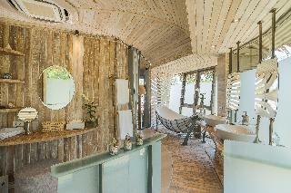 Treehouse Villas