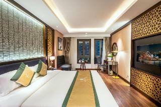 Conifer Grand Hotel