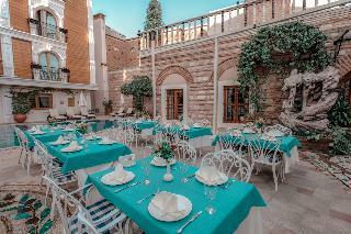 Hotel Seven Hills Palace & Spa