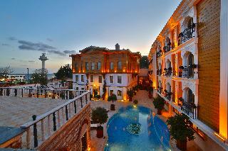 Hotel Seven Hills Palace & Spa