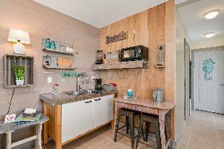 Latitude 26 Waterfront Boutique Resort