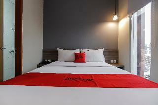 Hotel Reddoorz Plus Near Tebet