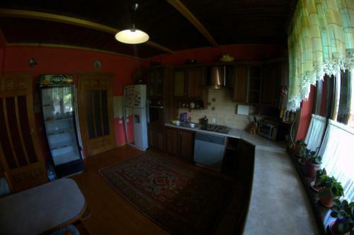 Hostal Prutets Guest House