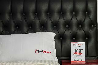 Reddoorz Plus @ Guntur Raya Setiabudi