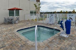 Hotel Holiday Inn Express And Suites Trinity