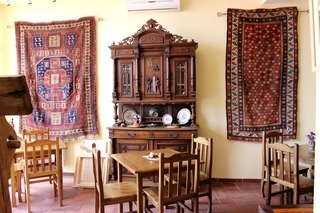 Silk Road Hotel
