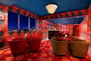 Hotel Ramada Plaza Gence