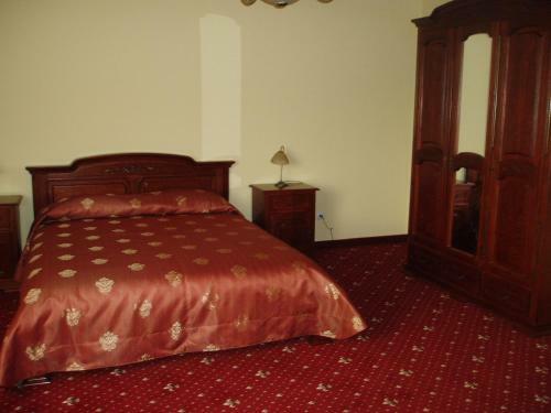 Hotel Duet Plus
