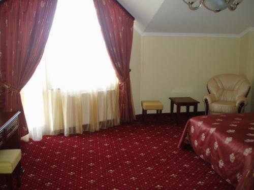 Hotel Duet Plus
