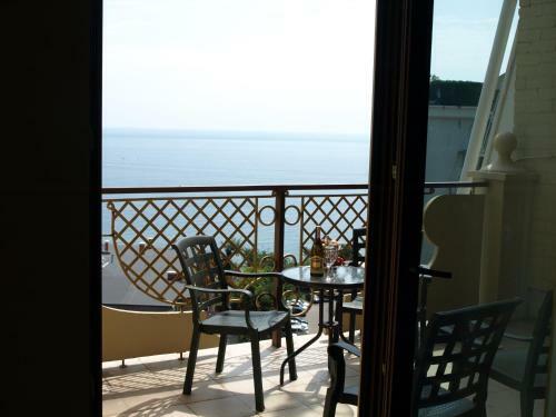 Arcadia Palace Apartments With Sea View