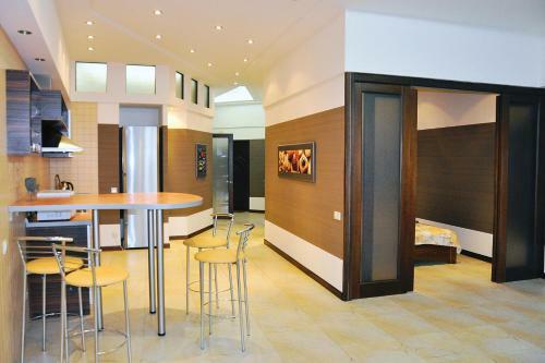 Arcadia Palace Apartments With Sea View