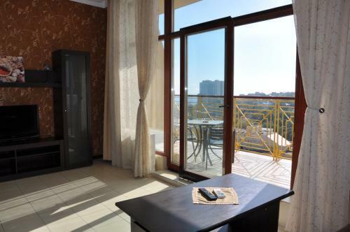 Arcadia Palace Apartments With Sea View