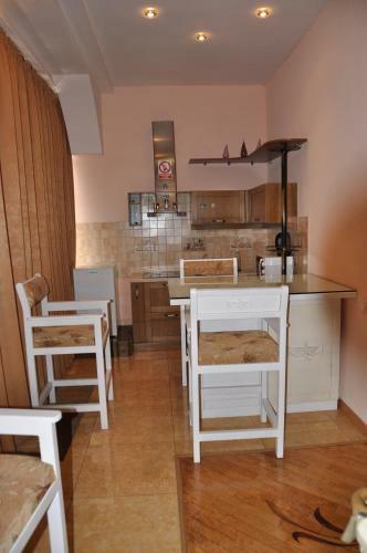 Arcadia Palace Apartments With Sea View