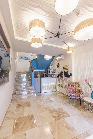 Boulevard Boutique Hotel