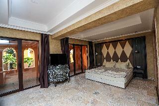 Hotel Villas Royal Casa