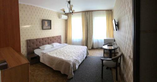 Hostal For You