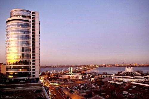 Skytech Hotel