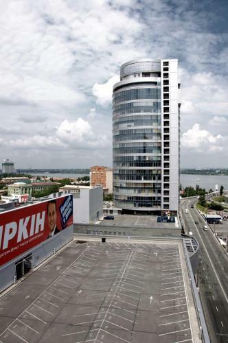 Skytech Hotel
