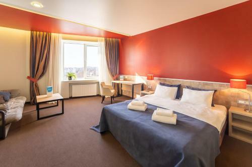 Mini-hotel People