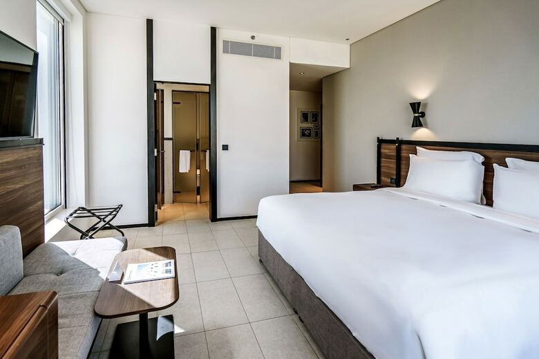 Form Hotel Dubai