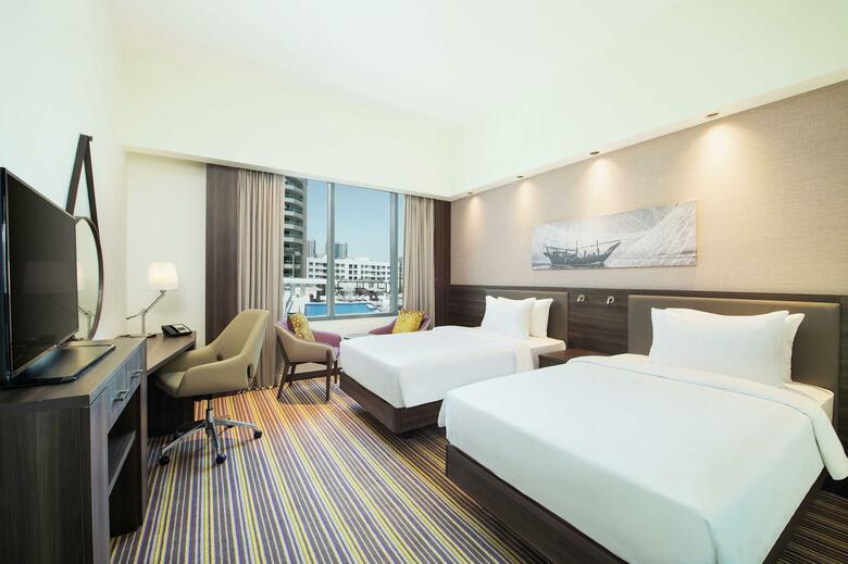 Hotel Hampton By Hilton Dubai Airport