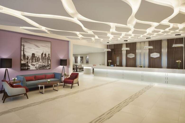 Hotel Hampton By Hilton Dubai Airport