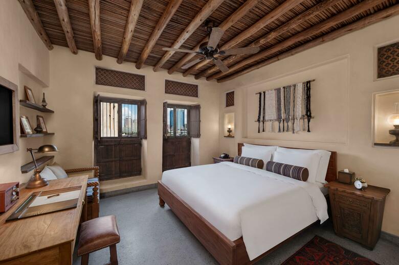 Al Seef Heritage Hotel Curio Collection By Hilton