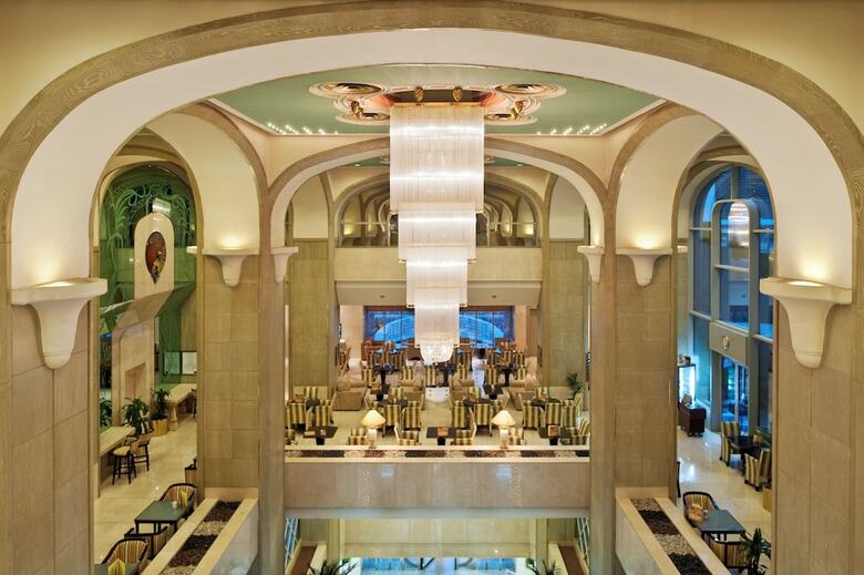 Hotel Crowne Plaza Dubai Apartments