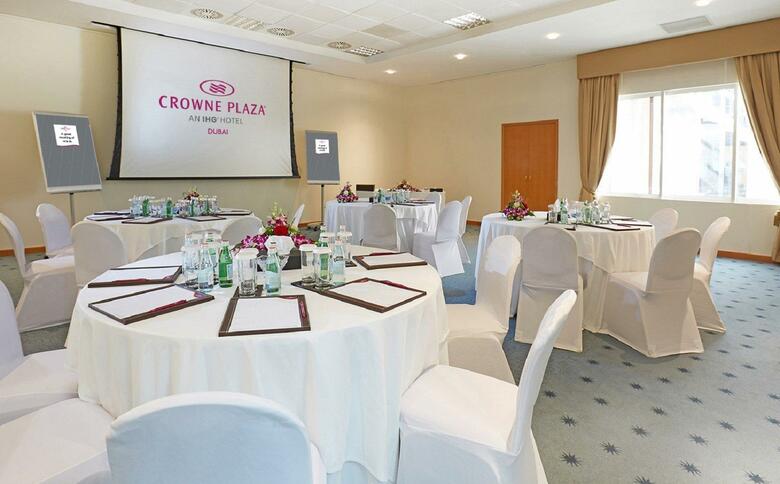 Hotel Crowne Plaza Dubai Apartments