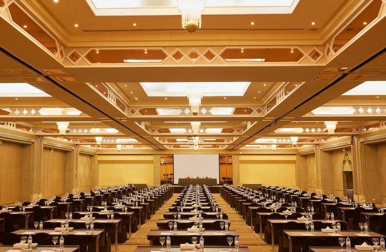 Hotel Crowne Plaza Dubai Apartments