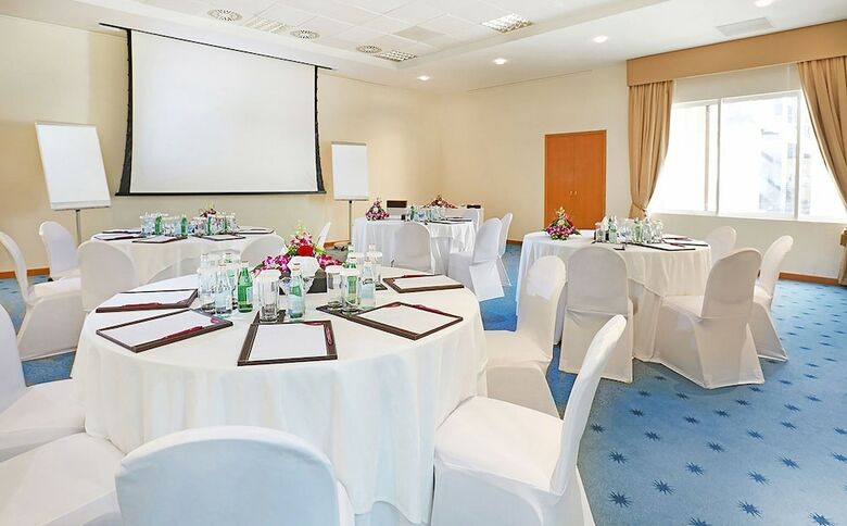 Hotel Crowne Plaza Dubai Apartments