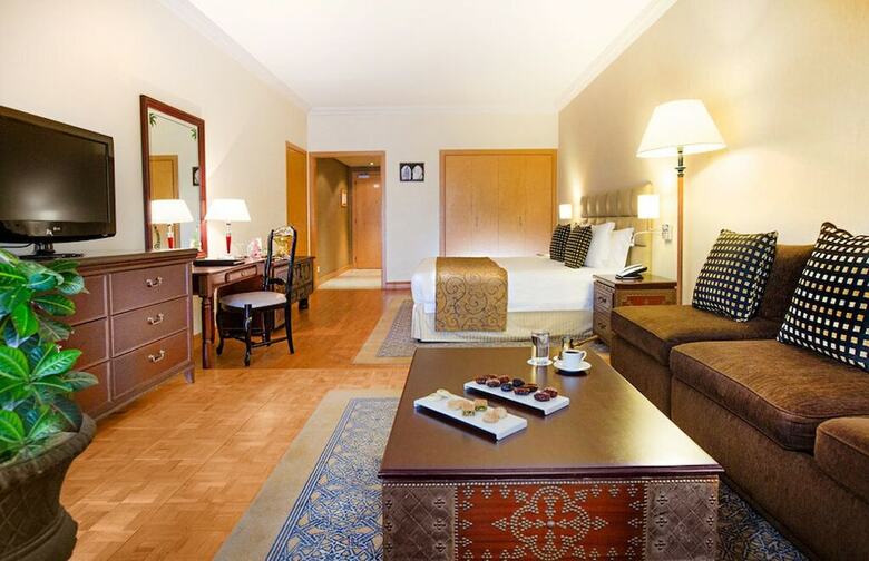 Hotel Crowne Plaza Dubai Apartments