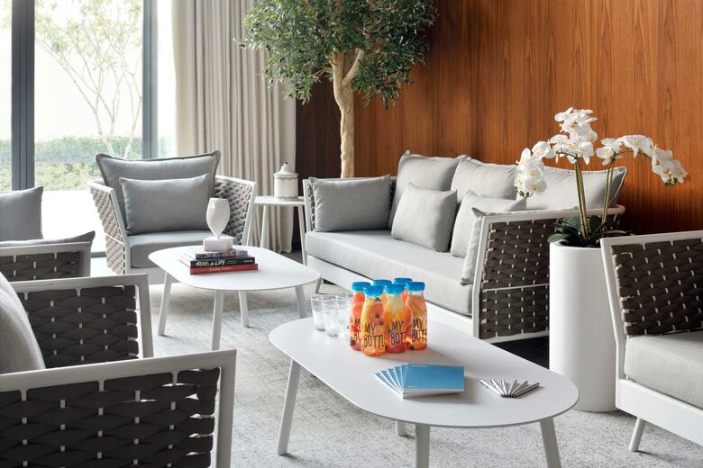 Hotel Vida Emirates Hills