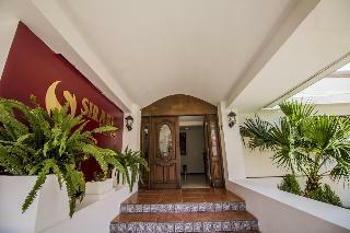 Hotel Sirari Suites