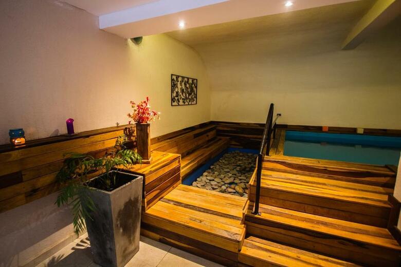 Hotel Blackstone Apart Boutique