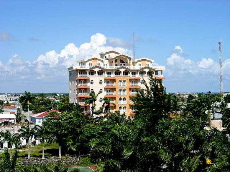 Aparthotel Renaissance Tower