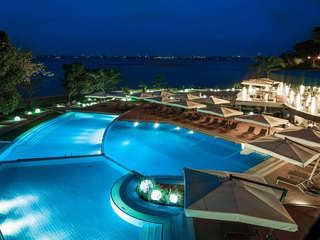 Radisson Blu M�bamou Palace Hotel