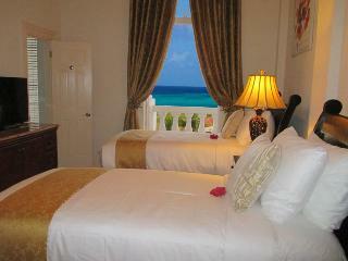 Ocean West Boutique Hotel